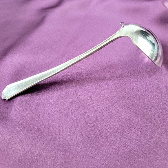 Oneida Community 1923 Algonquin Baronet Ladle 7" - Picture 3 of 4